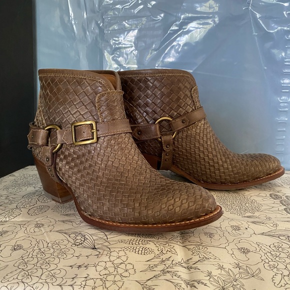 ARIAT Sollana boots - Picture 4 of 6